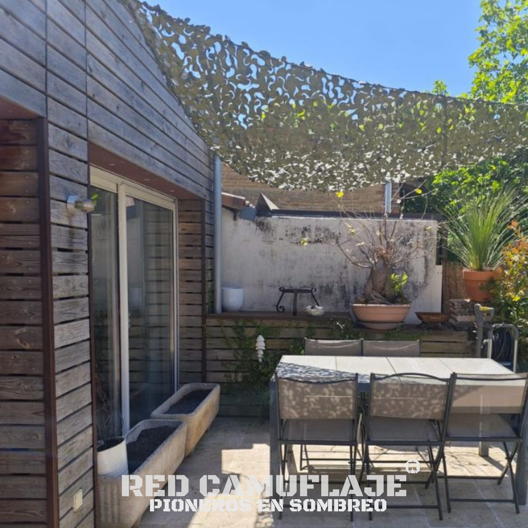 Red Woodland Premium Triangular Reforzada | Color: Bosque | Lista para colgar