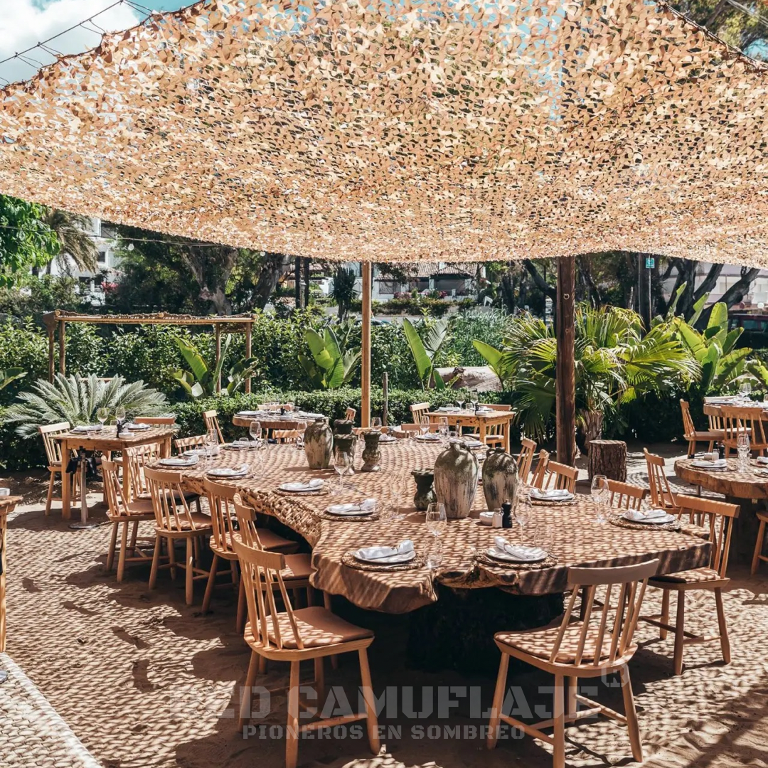 Red Desert Camo | Color: Arena